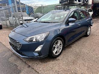 krockskadad bil auto Ford Focus 1.0 ECOBOOST 125PK 2020/7