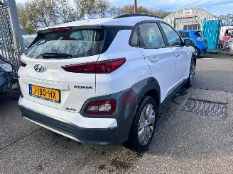 Hyundai Kona EV COMFORT 64 KWH picture 4