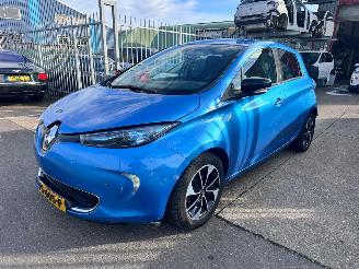 skadebil auto Renault Zoé Q90 INTENS QUICKCHARGE 41 KWH 2017/9