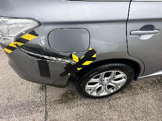 Mitsubishi Outlander 2.0 PHEV EXECUTIVE EDITION PLUG IN picture 16