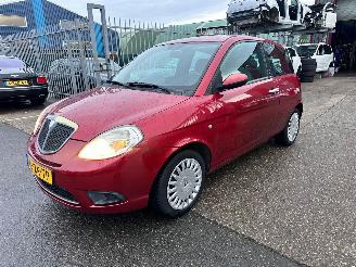 Unfallwagen Lancia Ypsilon 1.2 ARGENTO 2007/8