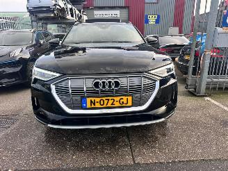 Vaurioauto  passenger cars Audi E-tron 55 QUATTRO 95KWH PRO LINE PLUS 2019/2