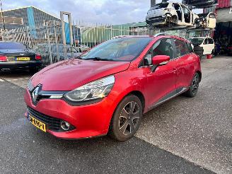 uszkodzony samochody osobowe Renault Clio 0.9 TCe Dynamique 2015/6