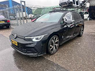 uszkodzony samochody osobowe Volkswagen Golf 1.5  R LINE / eTSI / DSG / PANO / HEAD UP / VOLLE AUTO 2021/3