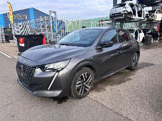 Avarii autoturisme Peugeot 208 1.2 AUTOMAAT 2022/3