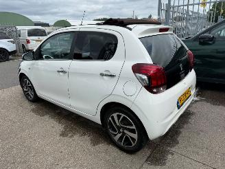 Peugeot 108 1.0 e-VTi Premiere TOP picture 7