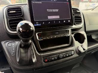 Peugeot Boxer AUTOMATIC picture 14