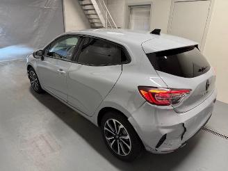 Renault Clio  picture 5