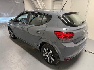 Dacia Sandero  picture 4