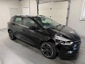 uszkodzony samochody osobowe Renault Clio  2017/12