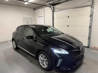 Auto incidentate Renault Clio  2025/7