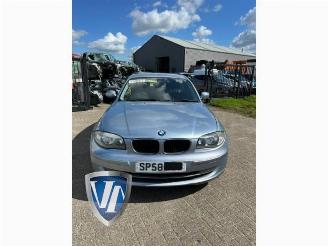 Vrakbiler auto BMW 1-serie 1 serie (E87/87N), Hatchback 5-drs, 2003 / 2012 116i 1.6 16V 2009/1