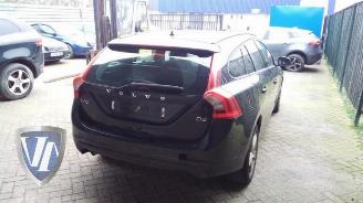 Volvo V-60 V60 I (FW/GW), Combi, 2010 / 2018 2.0 D3 20V picture 3