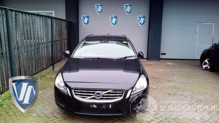 Volvo V-60 V60 I (FW/GW), Combi, 2010 / 2018 2.0 D3 20V