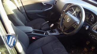 Volvo V-40 V40 (MV), Hatchback 5-drs, 2012 / 2019 1.6 T2 GTDi 16V picture 5