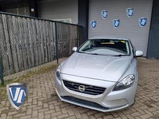 Vrakbiler auto Volvo V-40 V40 (MV), Hatchback 5-drs, 2012 / 2019 1.6 D2 2015