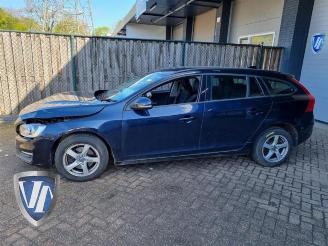 Volvo V-60 V60 I (FW/GW), Combi, 2010 / 2018 2.0 D4 16V picture 2