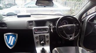 Volvo V-60 V60 I (FW/GW), Combi, 2010 / 2018 2.4 D5 20V picture 4