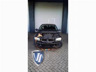 skadebil auto BMW 3-serie 3 serie (E90), Sedan, 2005 / 2011 320i 16V 2005/4
