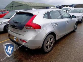demontáž osobní automobily Volvo V-40 V40 (MV), Hatchback 5-drs, 2012 / 2019 2.0 D4 16V 2015/8