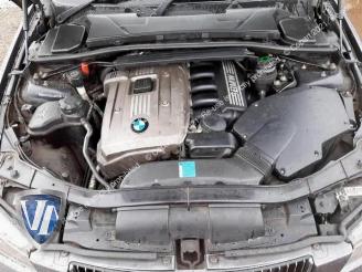 BMW 3-serie 3 serie (E90), Sedan, 2005 / 2011 325i 24V picture 4