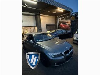 Dezmembrări autoturisme BMW 3-serie  2009/6