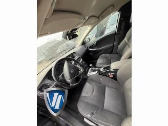 Volvo V-40 V40 (MV), Hatchback 5-drs, 2012 / 2019 2.0 D4 16V picture 5