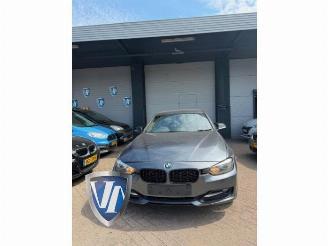 Sloopauto BMW 3-serie 3 serie (F30), Sedan, 2011 / 2018 320d xDrive 2.0 16V 2013/9