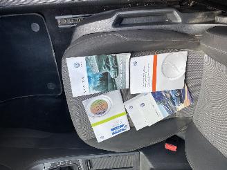 Volkswagen Golf 1.6 tdi 5drs picture 14