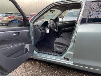 Suzuki Swift 1.2 5drs picture 10