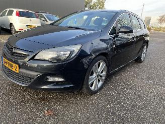 skadebil auto Opel Astra 1.4T 2012/6