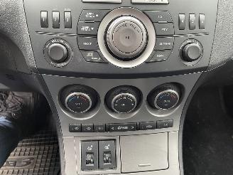 Mazda 3 1.6 5drs picture 12