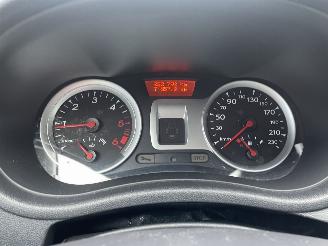 Renault Clio 1.5 dci 5drs picture 15