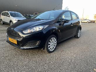 Auto incidentate Ford Fiesta 5drs airco 2015/2