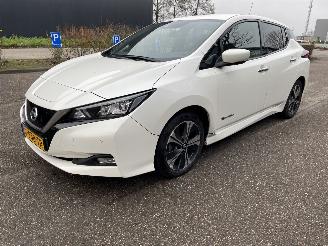 uszkodzony samochody osobowe Nissan Leaf visia 40kw 2019/12