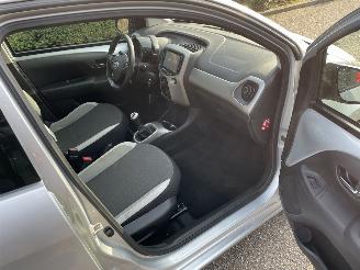 Toyota Aygo 5drs xplay picture 8