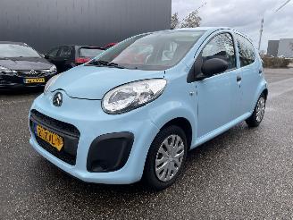 uszkodzony samochody osobowe Citroën C1 5drs airco 2013/1