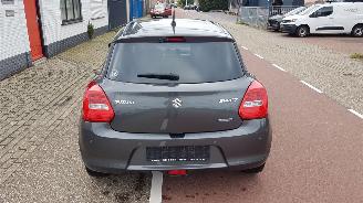 Suzuki Swift AUTOMAAT picture 9