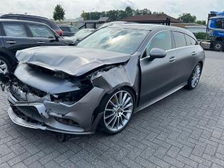 skadebil auto Mercedes Cla-klasse 180d Shooting Brake AMG Panorama 2020/6