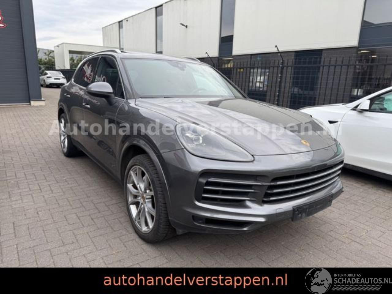 Porsche Cayenne 3.0L 250KW Pano Leder LED