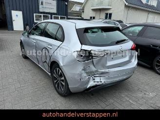 Mercedes A-klasse d DAB+ Navigation 106co2 picture 3