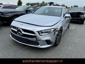 Sloopauto Mercedes A-klasse d DAB+ Navigation 106co2 2019/11