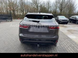 Jaguar F-Pace P400e R-DYNAMIC S AWD Pano picture 4