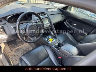 Jaguar E-Pace R-Dynamic S AWD picture 17