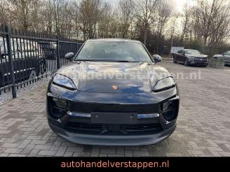 Porsche Macan Electric 4 PDLS+ PASM Hud BOSE picture 3