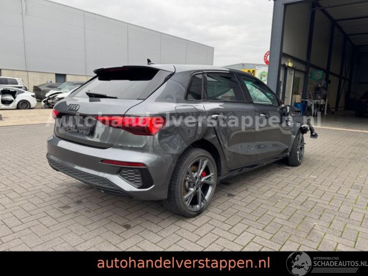 Audi A3 Sportback 45 TFSIe S line Matrix B&O