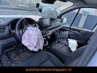 Nissan Primastar Kastenwagen L2H1 DoKa 3,0t N-Connecta picture 14