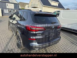 Voiture accidenté BMW X5 xDrive40i M Sport Pano Harman Leder Individua 2019/9