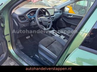 Ford Kuga Plug-In Hybrid Active X Auto 178KW picture 16