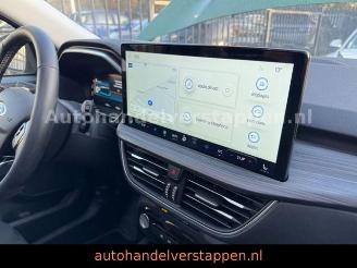 Ford Kuga Plug-In Hybrid Active X Auto 178KW picture 21